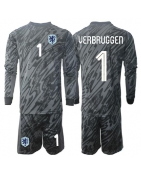 Billige Fotballdrakt Nederland Bart Verbruggen #1 Keeper Replika Hjemmedraktsett Barn VM 2026 Langermet (med bukser)